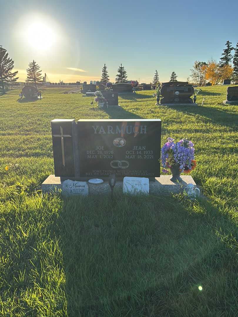 Joseph "Joe" Yarmuch's grave. Photo 2