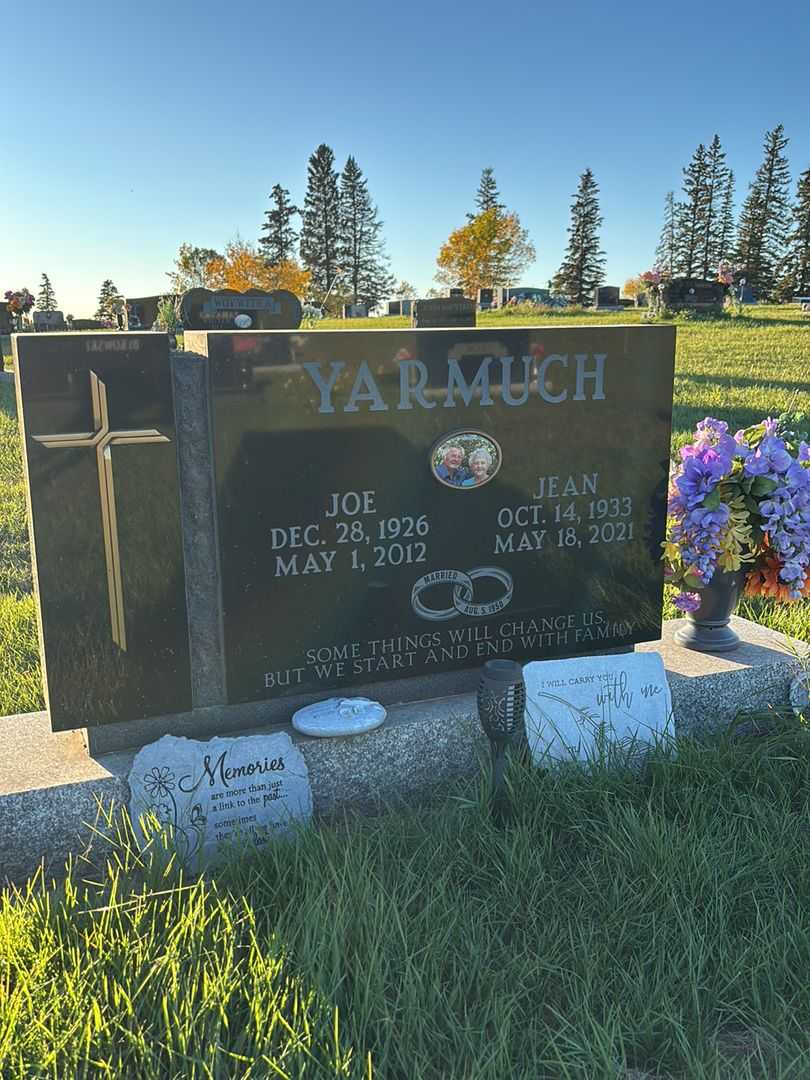 Joseph "Joe" Yarmuch's grave. Photo 1