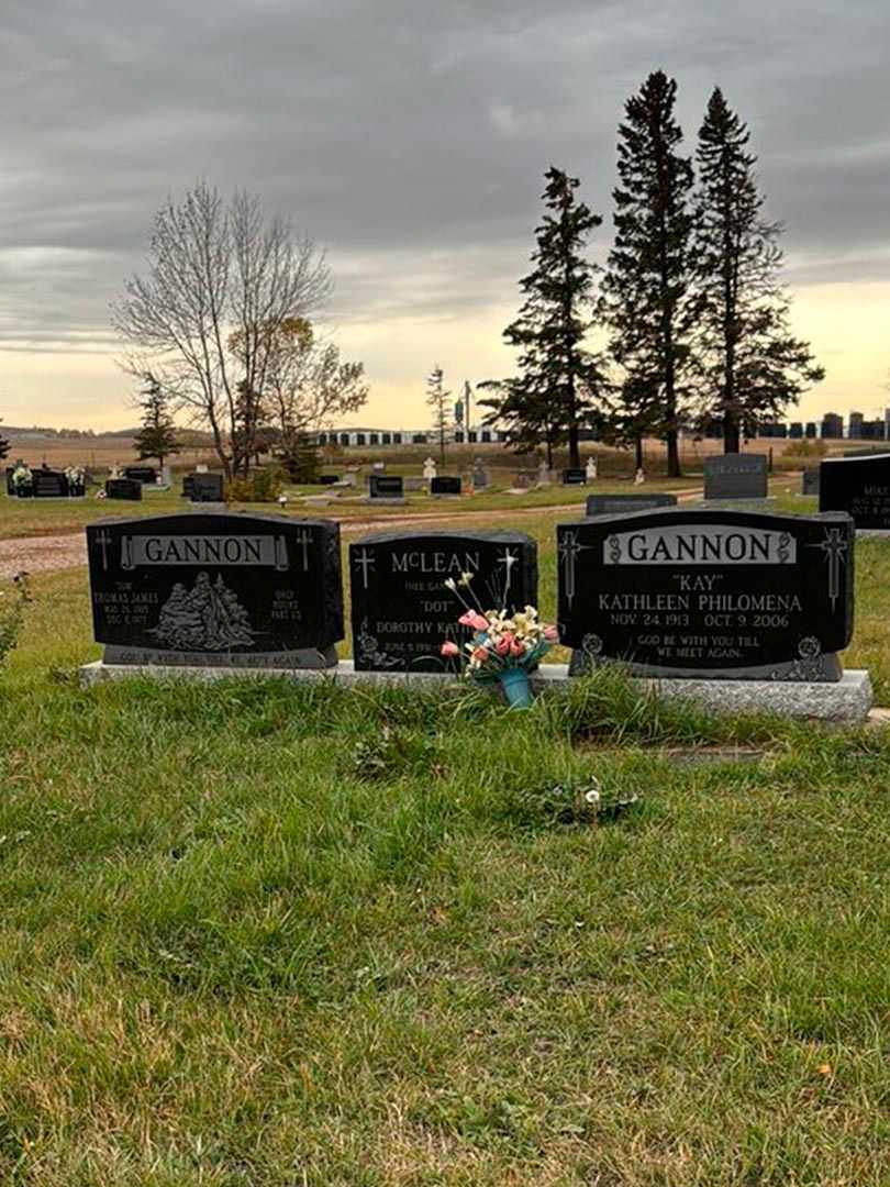 Kathleen Philomena "Kay" Gannon's grave. Photo 1