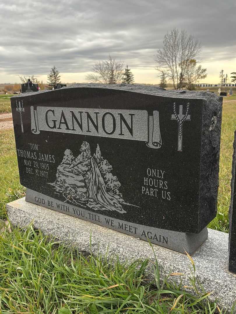 Kathleen Philomena "Kay" Gannon's grave. Photo 5