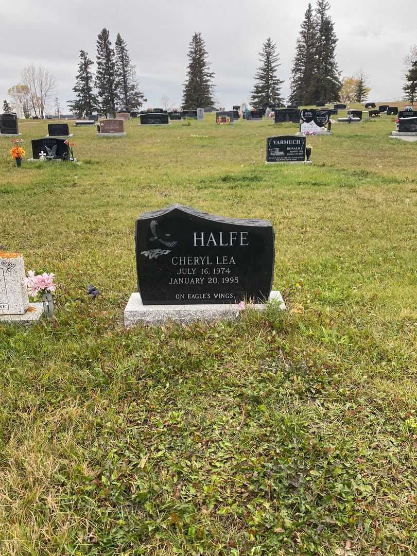 Cheryl Lea Halfe's grave. Photo 2