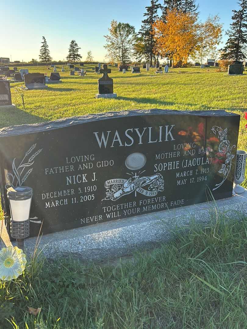 Sophie Jacula Wasylik's grave. Photo 1