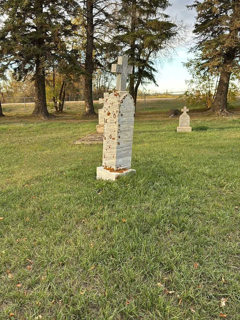 Leo W. Gannon's grave. Photo 2