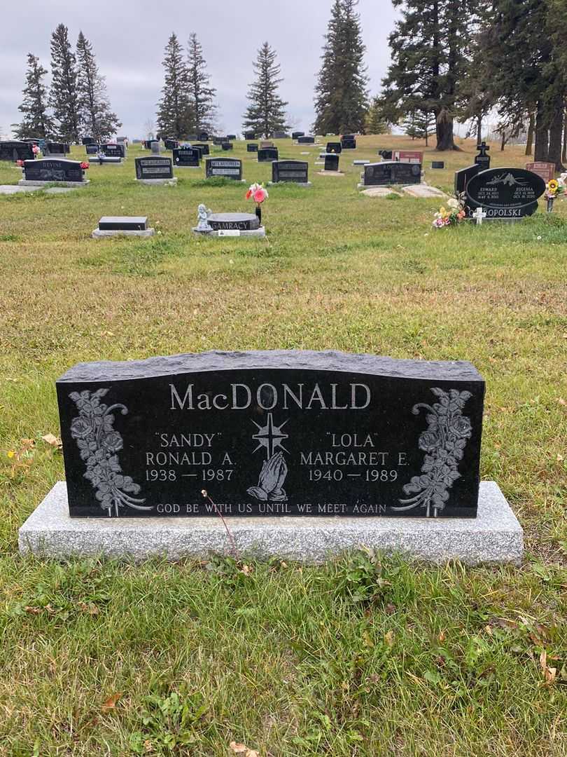 Ronald A. "Sandy" MacDonald's grave. Photo 1