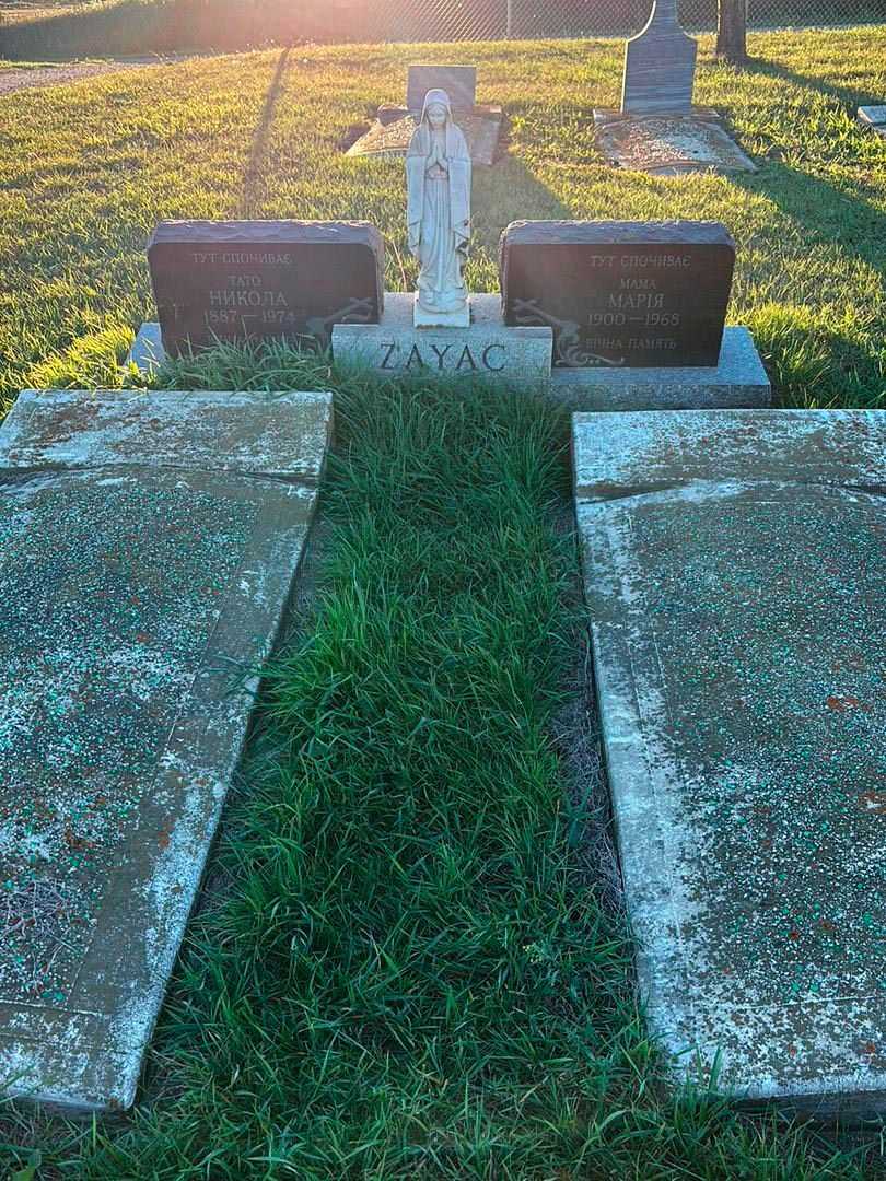 Mary Zayac's grave. Photo 2