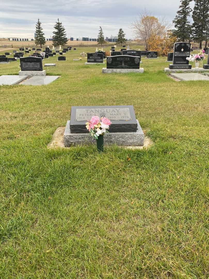 Peter L. Tanguay's grave. Photo 2
