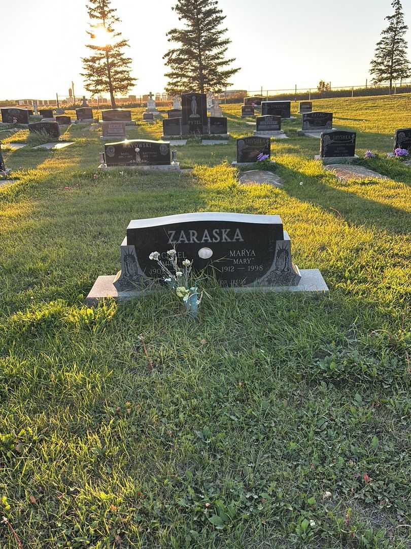 Michael "Mike" Zaraska's grave. Photo 2