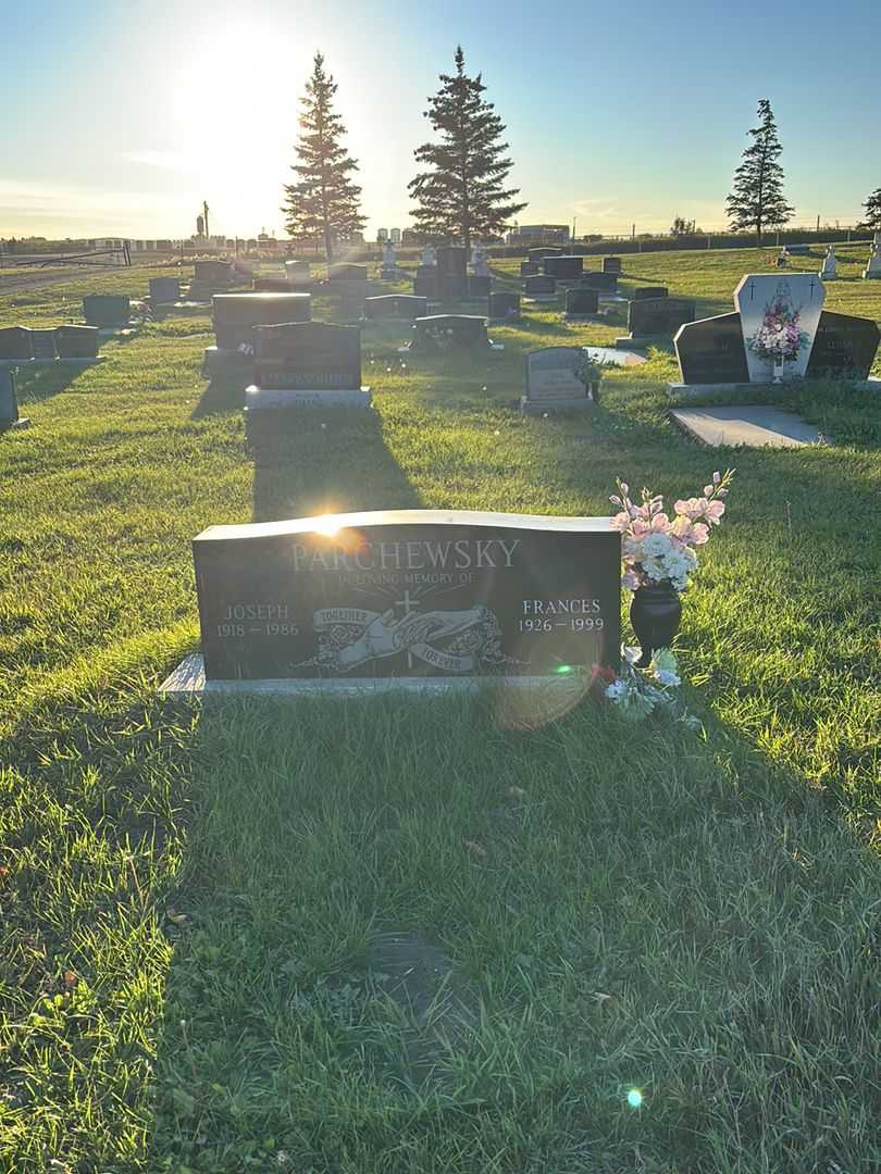 Frances Victoria Parchewsky's grave. Photo 2