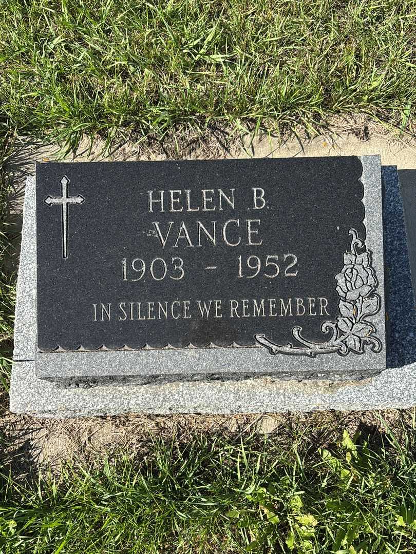 Helen Beatrice Vance's grave. Photo 4