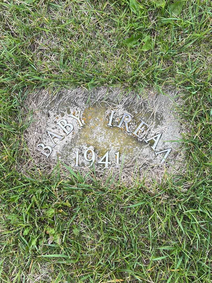 Irean Farkash's grave. Photo 3