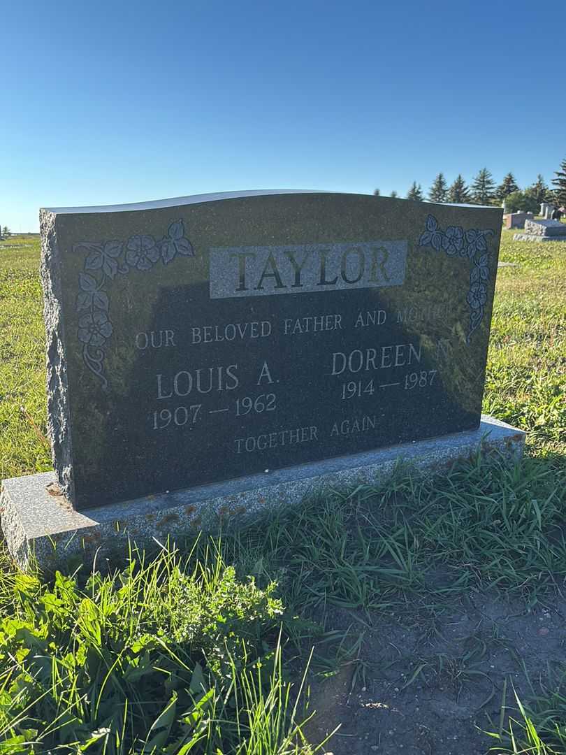 Doreen Nelyce Taylor's grave. Photo 1