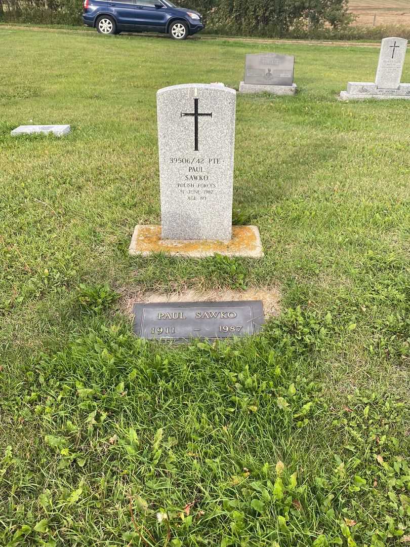 Paul Sawko's grave. Photo 2