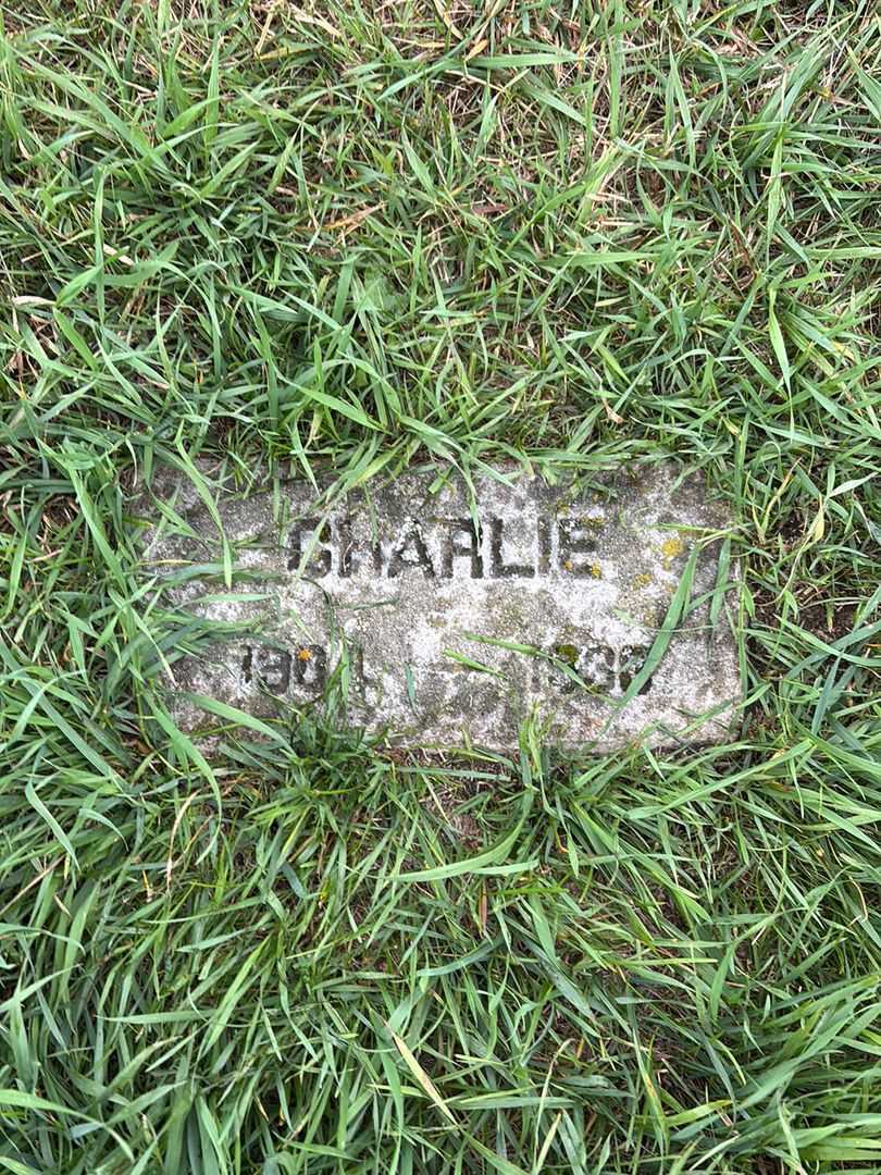 Charles Ross "Charlie" Ganton's grave. Photo 4