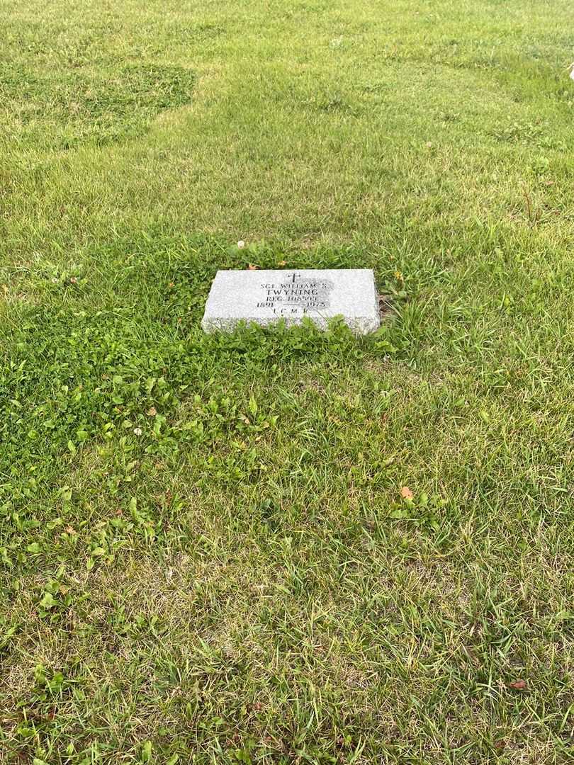Sergeant William S. Twyning's grave. Photo 2