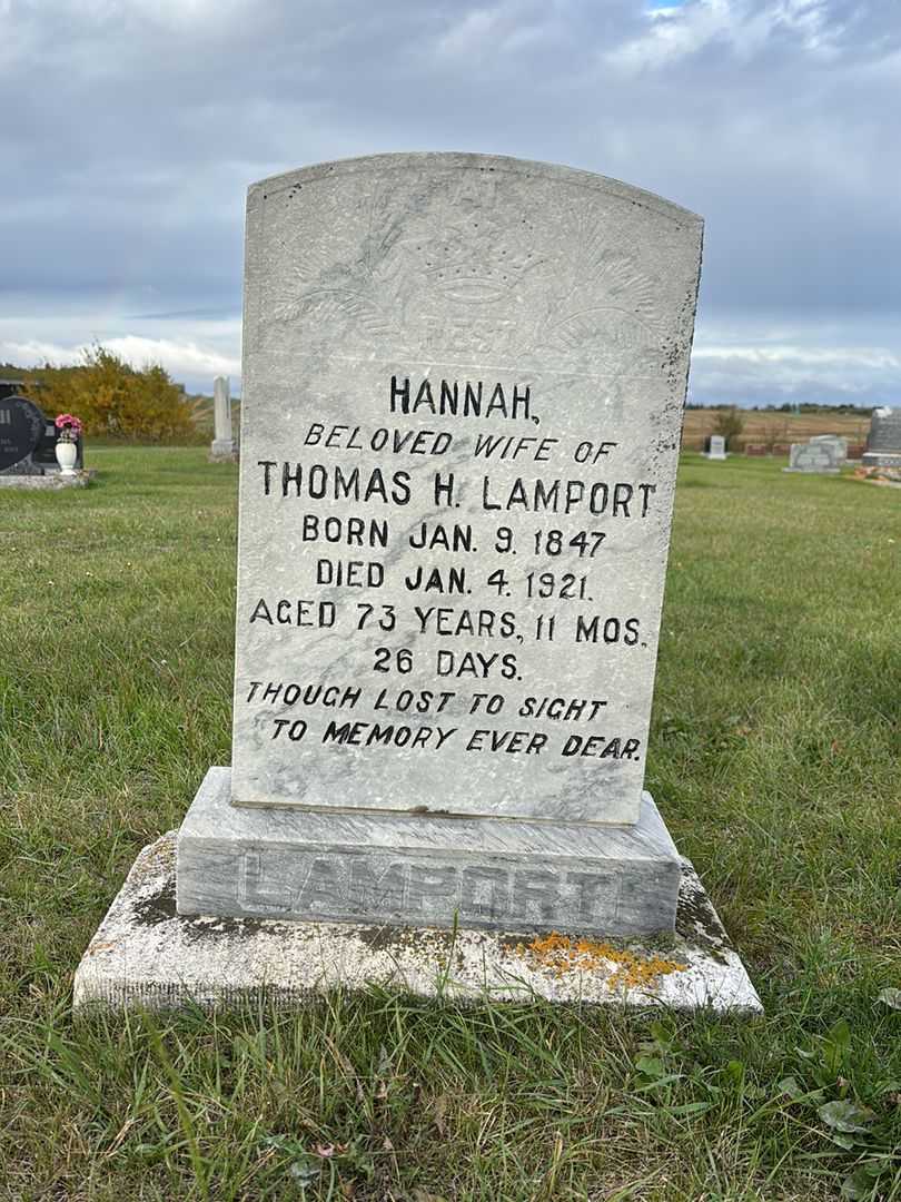 Wesley Rueben Lamport's grave. Photo 1