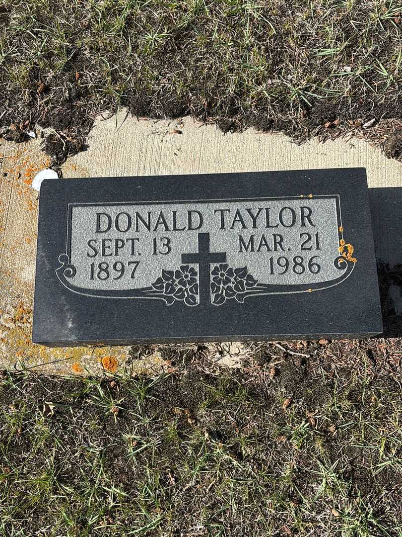 Donald Taylor's grave. Photo 1