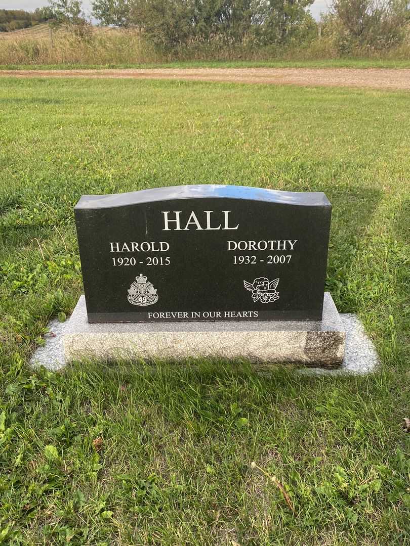 Dorothy Birdie Hall's grave. Photo 1