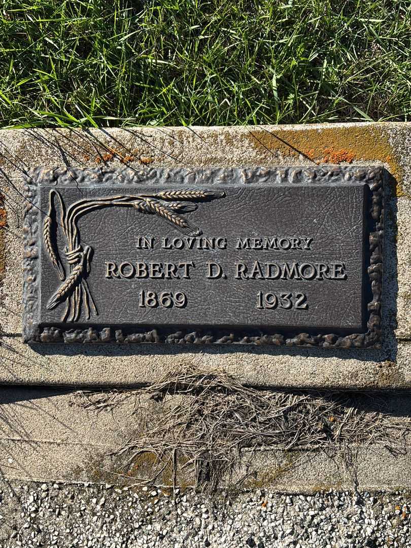 Robert Daniel Radmore's grave. Photo 1
