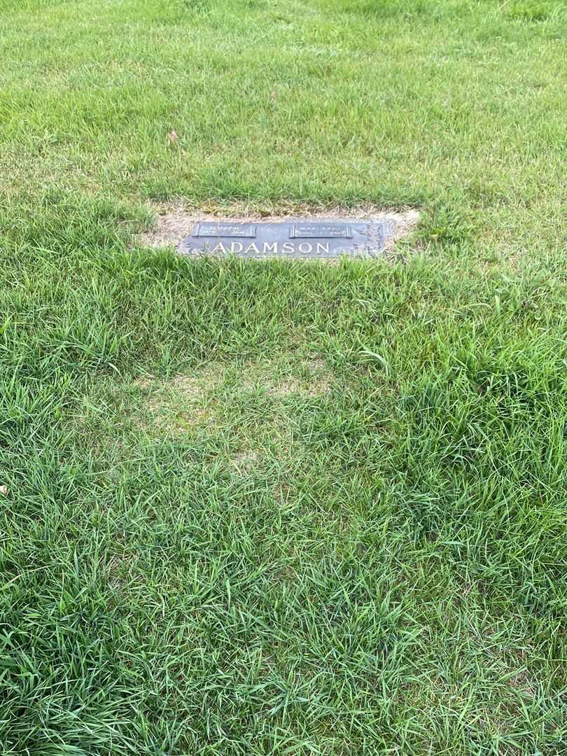 Margaret Adamson's grave. Photo 2