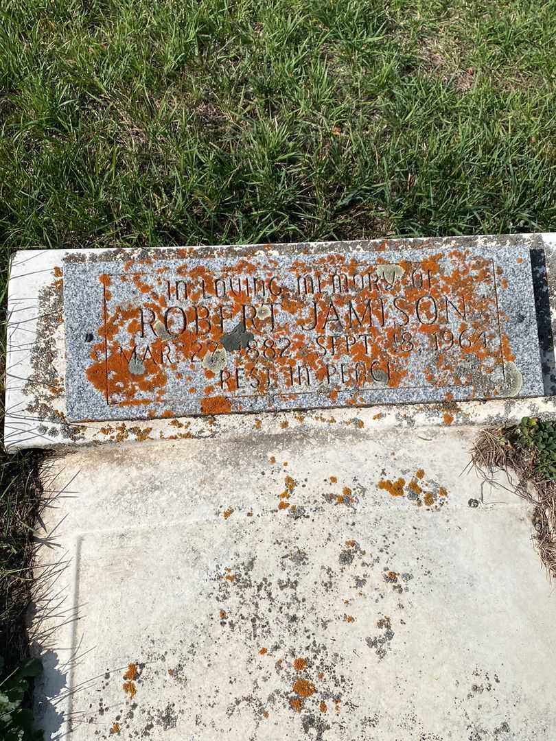 Robert Jamison's grave. Photo 1