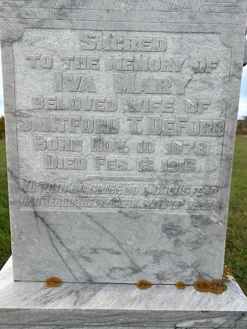 Iva Mary DeFord's grave. Photo 3