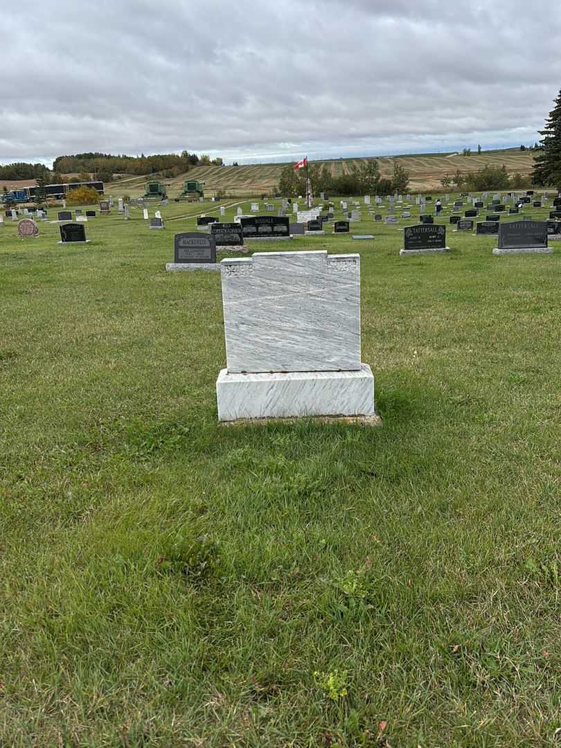 Sarah Louise Keeley Ganton's grave. Photo 2