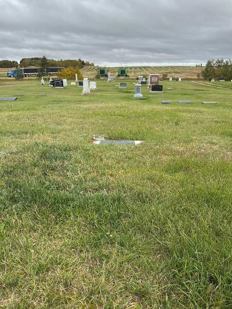 Betty Marion Abercrombie's grave. Photo 2
