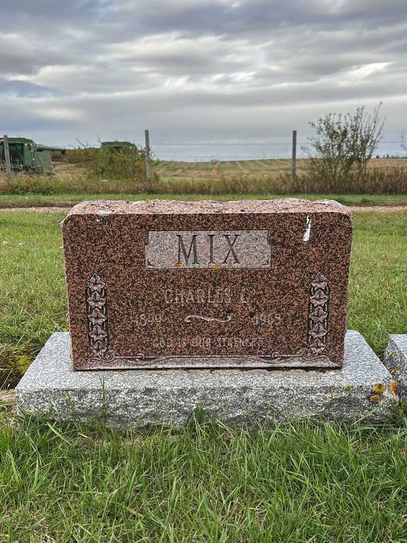 Charles Goodwin Mix's grave. Photo 3