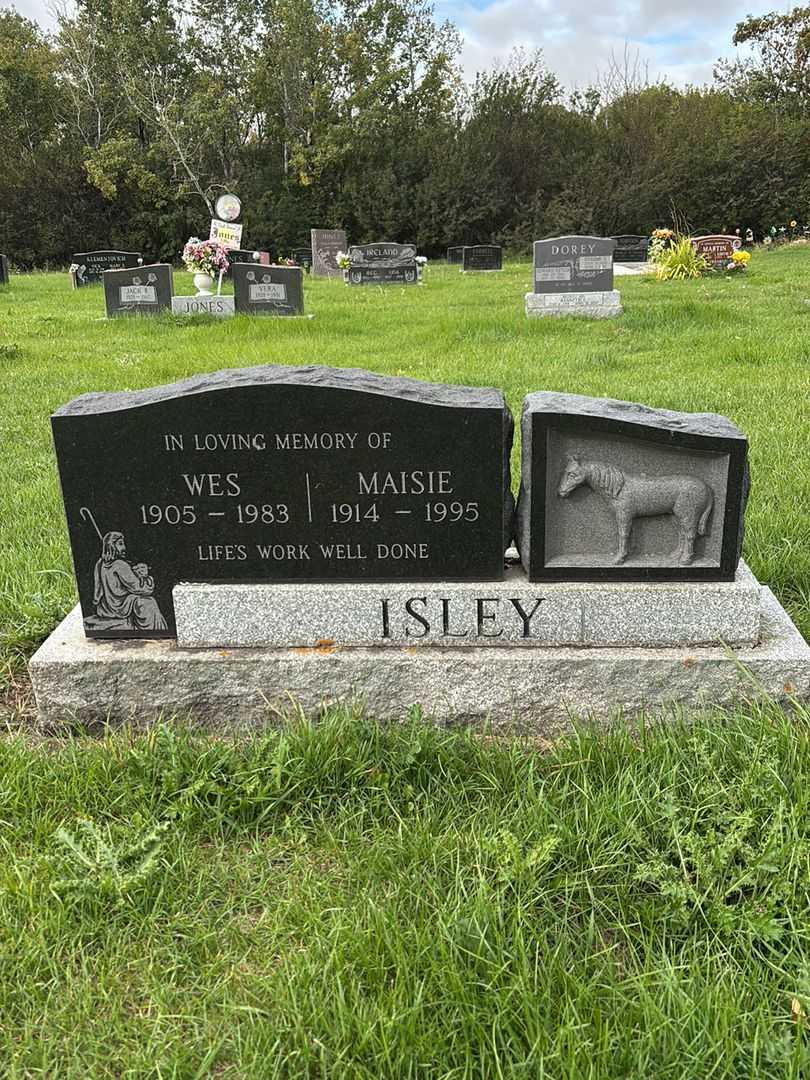 Lorna Usenik's grave. Photo 1