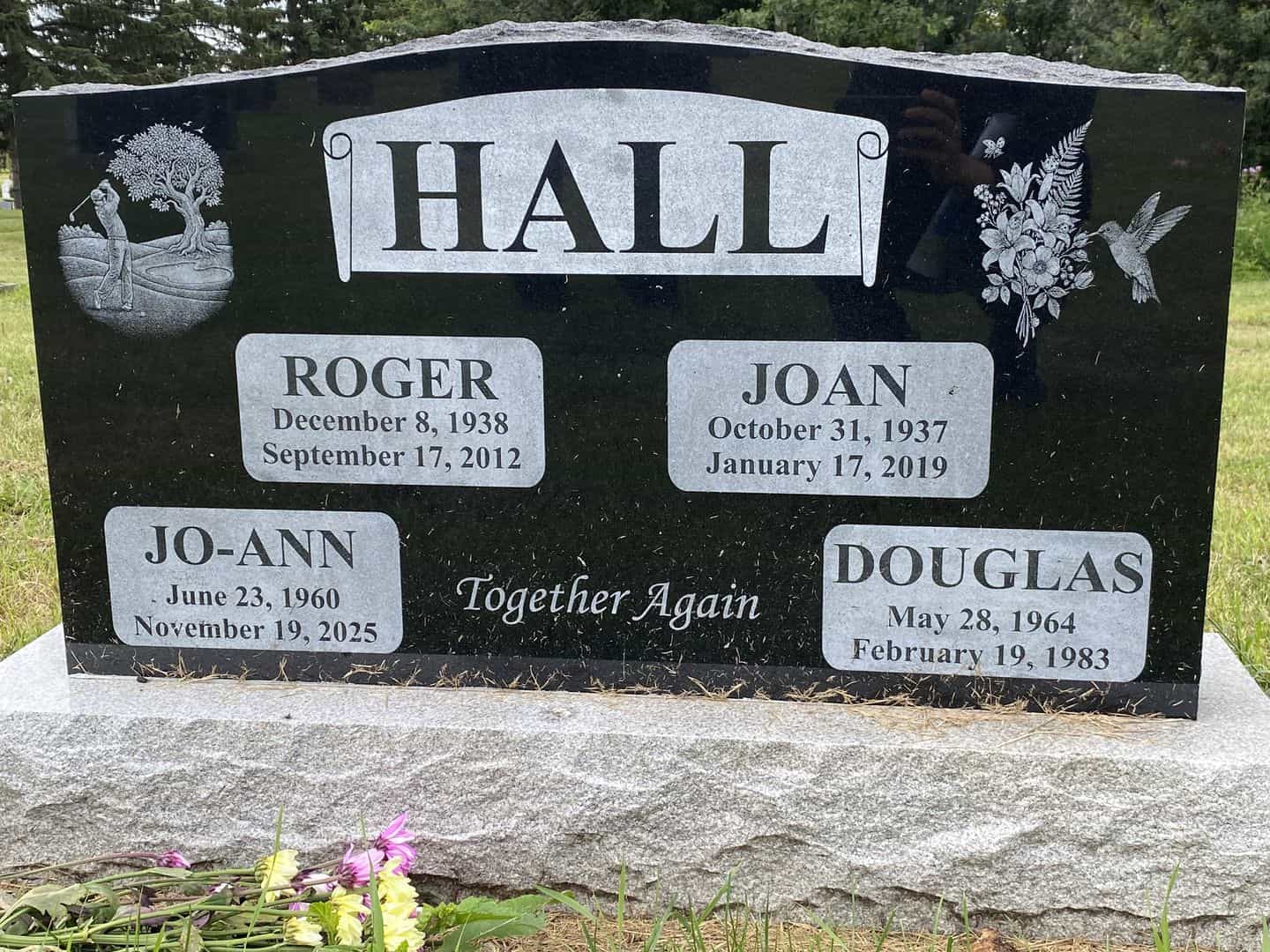 Douglas Alan Clark Hall's grave. Photo 2