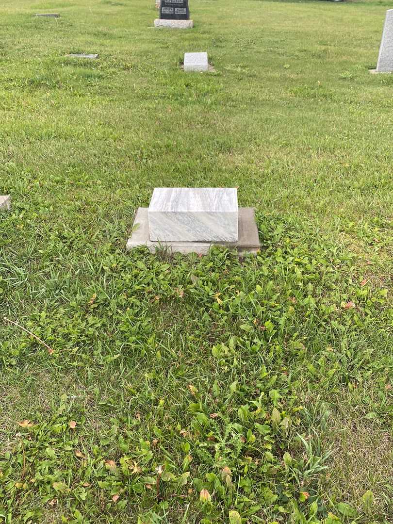 William John Cooper's grave. Photo 2