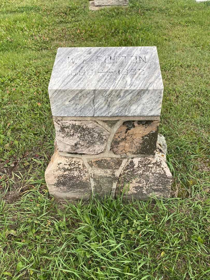 William Edmund Sutton's grave. Photo 3