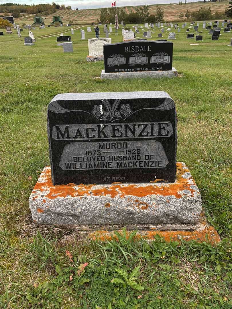 Murdo MacKenzie's grave. Photo 3