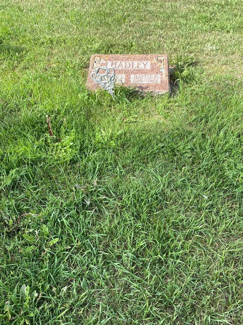 Hattie Elnora Hadley's grave. Photo 2