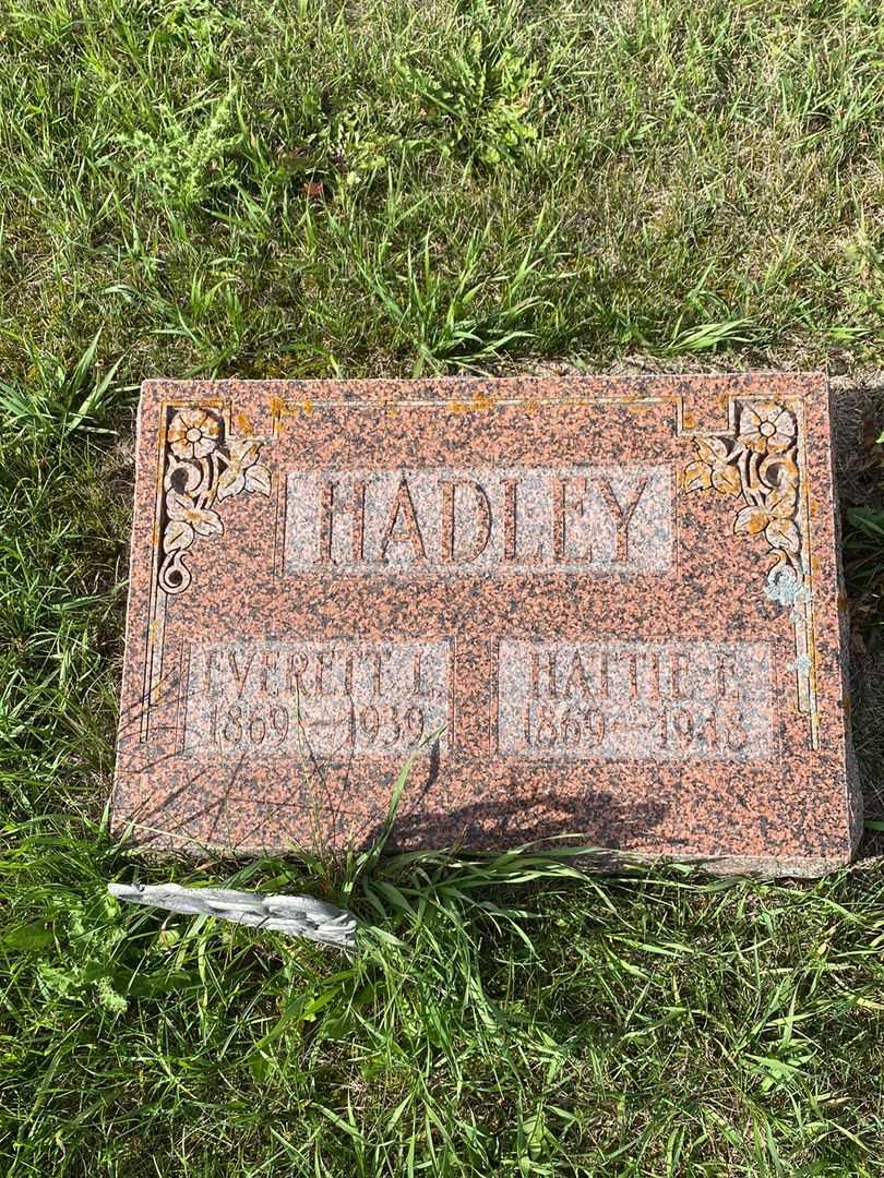 Hattie Elnora Hadley's grave. Photo 1