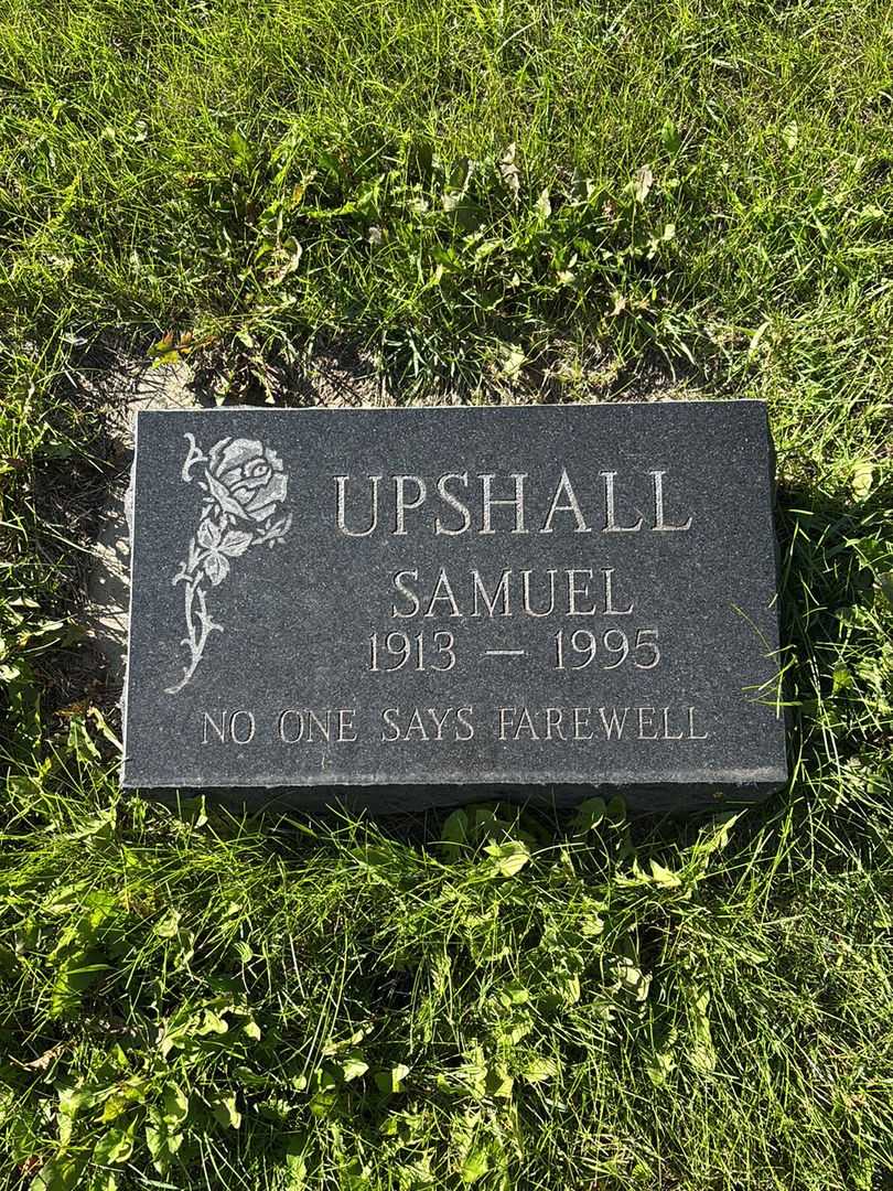 Samuel Upshall's grave. Photo 1