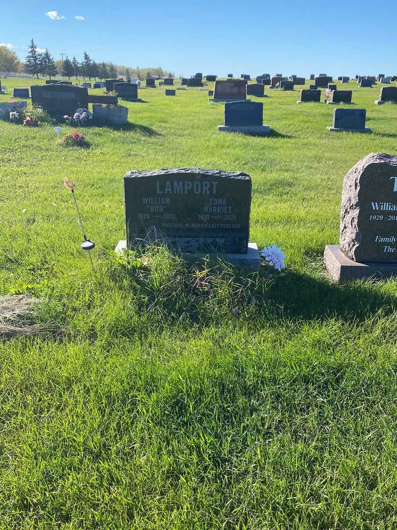 William Robert "Bob" Lamport's grave. Photo 2