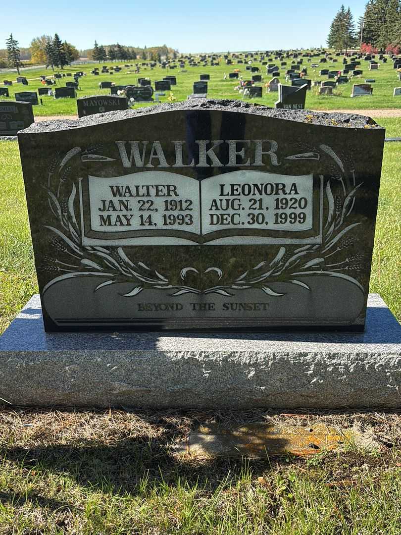 Leonora Annie Walker's grave. Photo 1