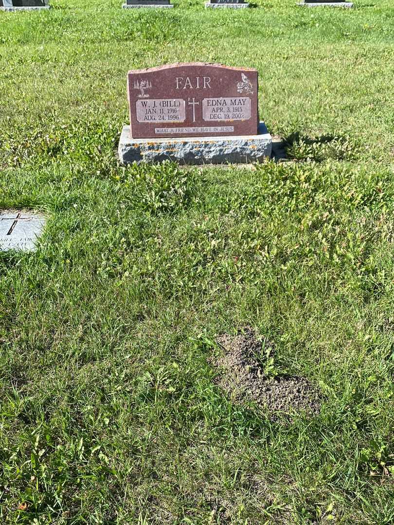 Edna May Fair's grave. Photo 2
